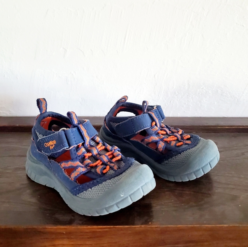 Oshkosh Water Shoes